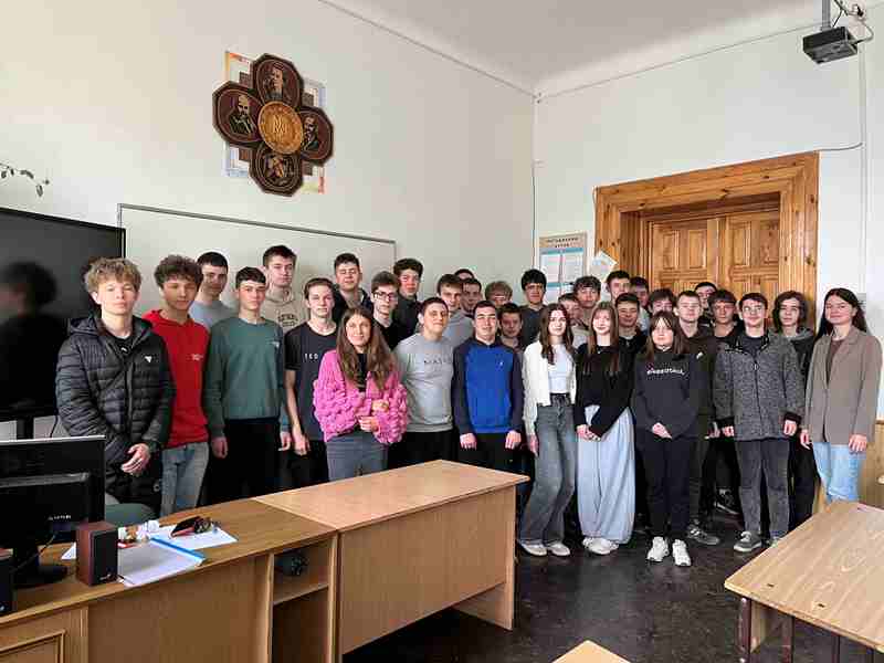 «BIO vs CHEM: дуель наук» — інтелектуальний конкурс у межах Тижня циклової комісії