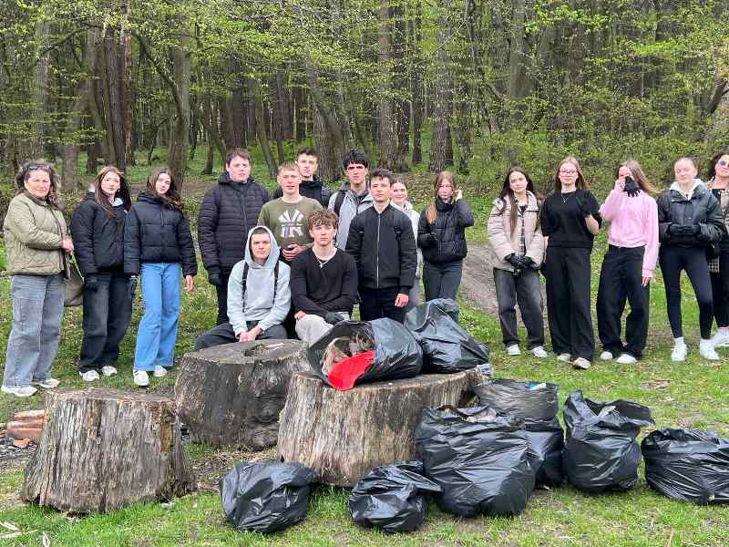 Всеукраїнська акція “Зроби Україну чистою”
